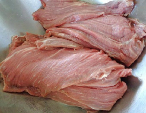 nguyên liệu thịt lợn cho món bò khô giả